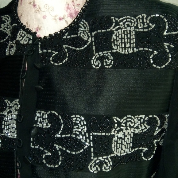 Bellisima Couture 8 Fleur de Leis Beaded Evening Jacket - Picture 3 of 4